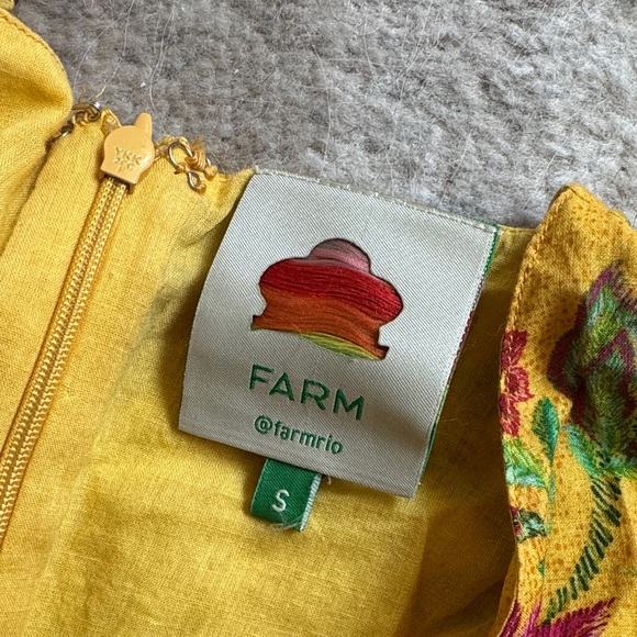 Farm Rio dress - Picture 2 of 2